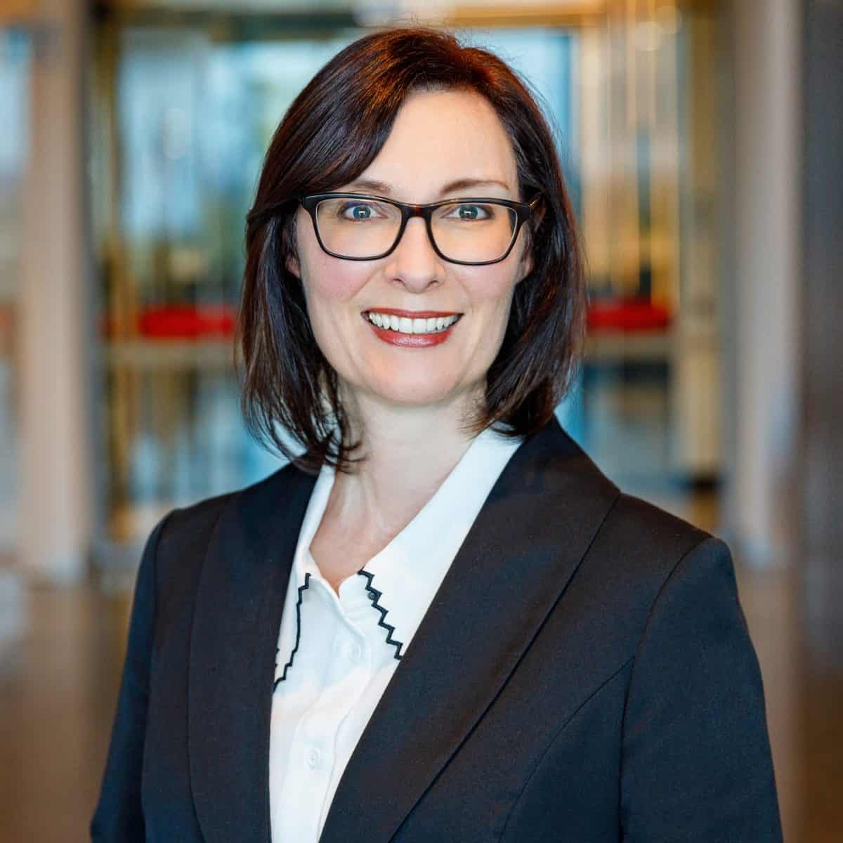 MST Lawyers Louise Web